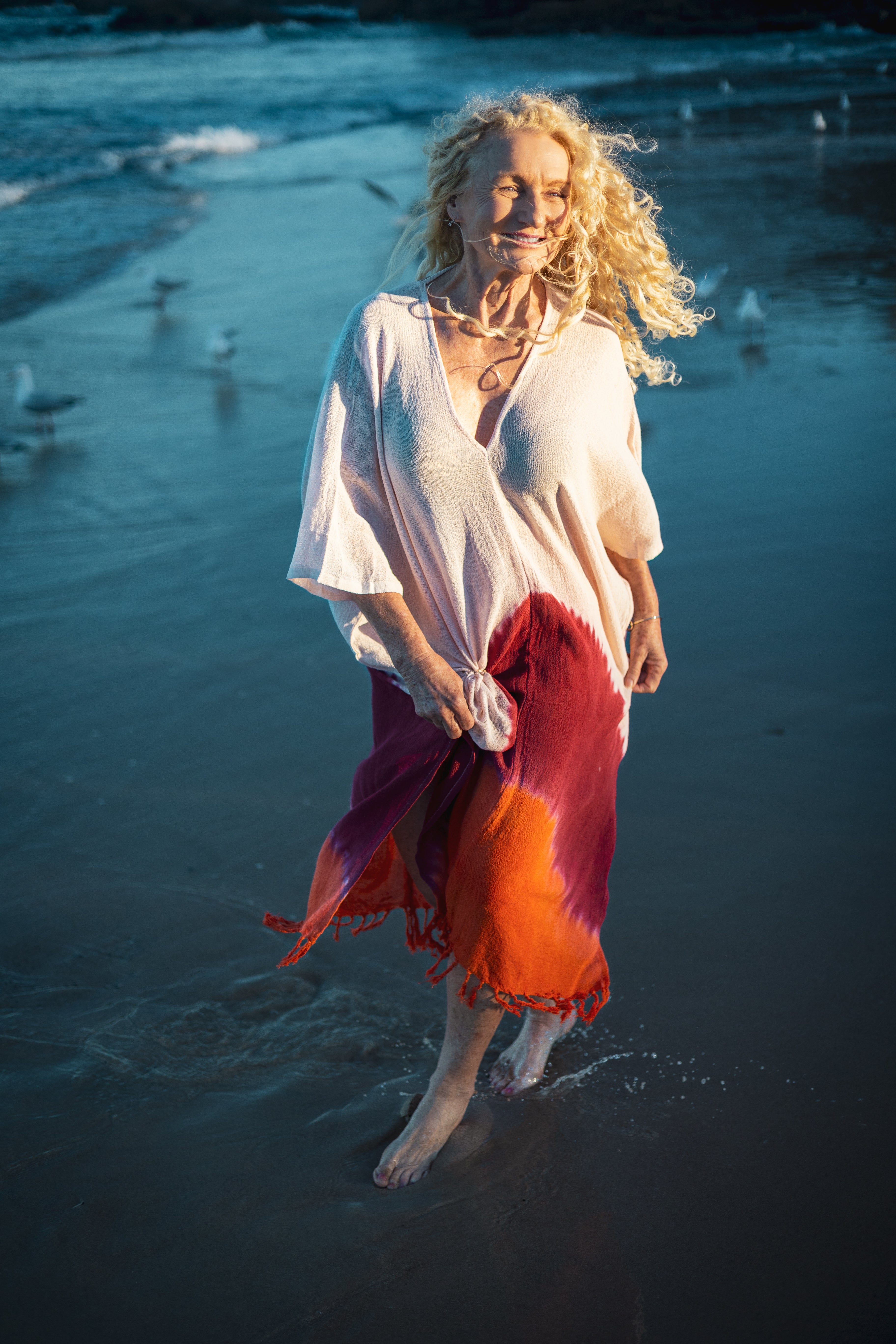 Dara Double V  maxi kaftan- tie dye Rouge