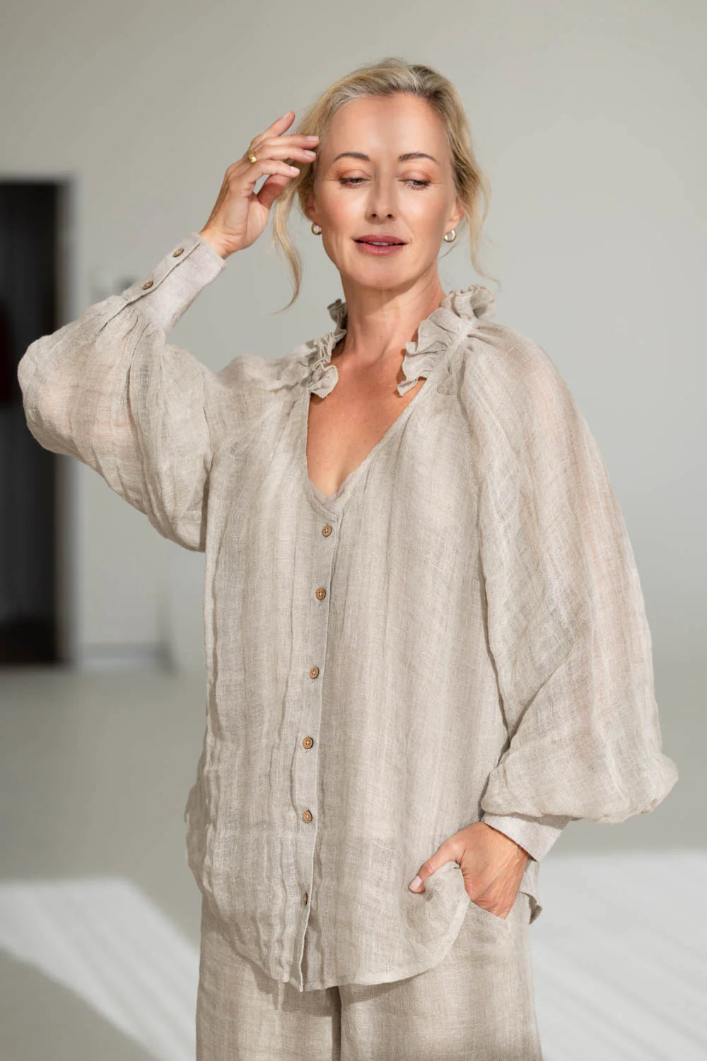 Eadie Mika Linen Blouse - Natural
