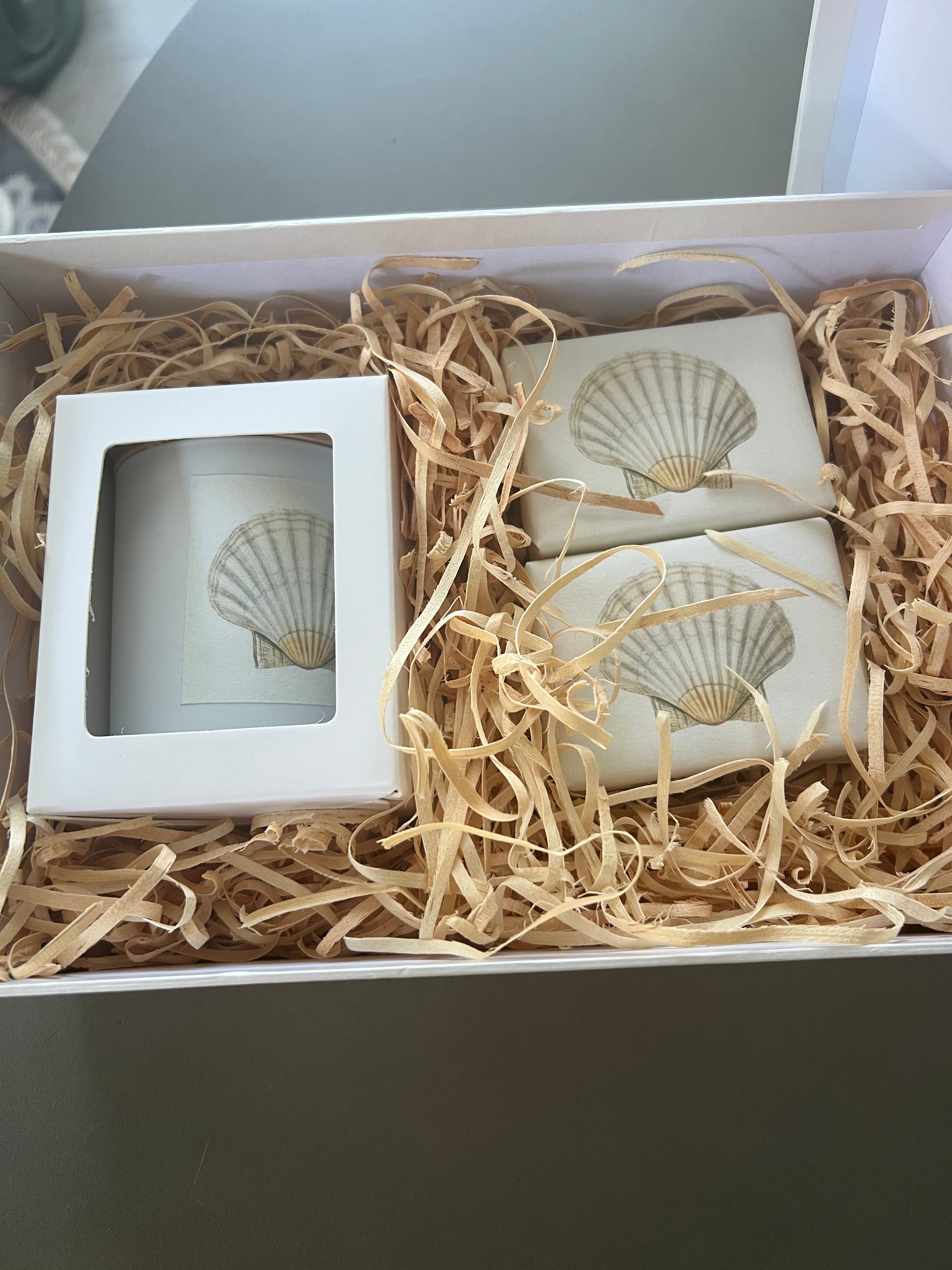 Gift Hamper - Cavewoman coastal