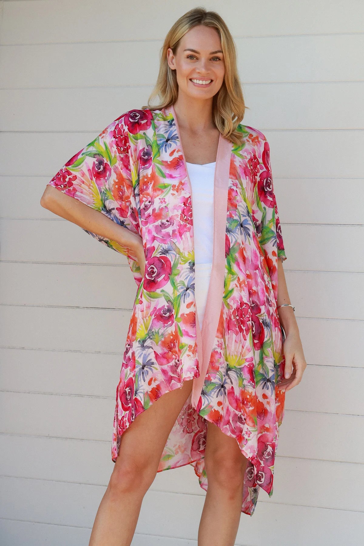 Kitty beach kimono