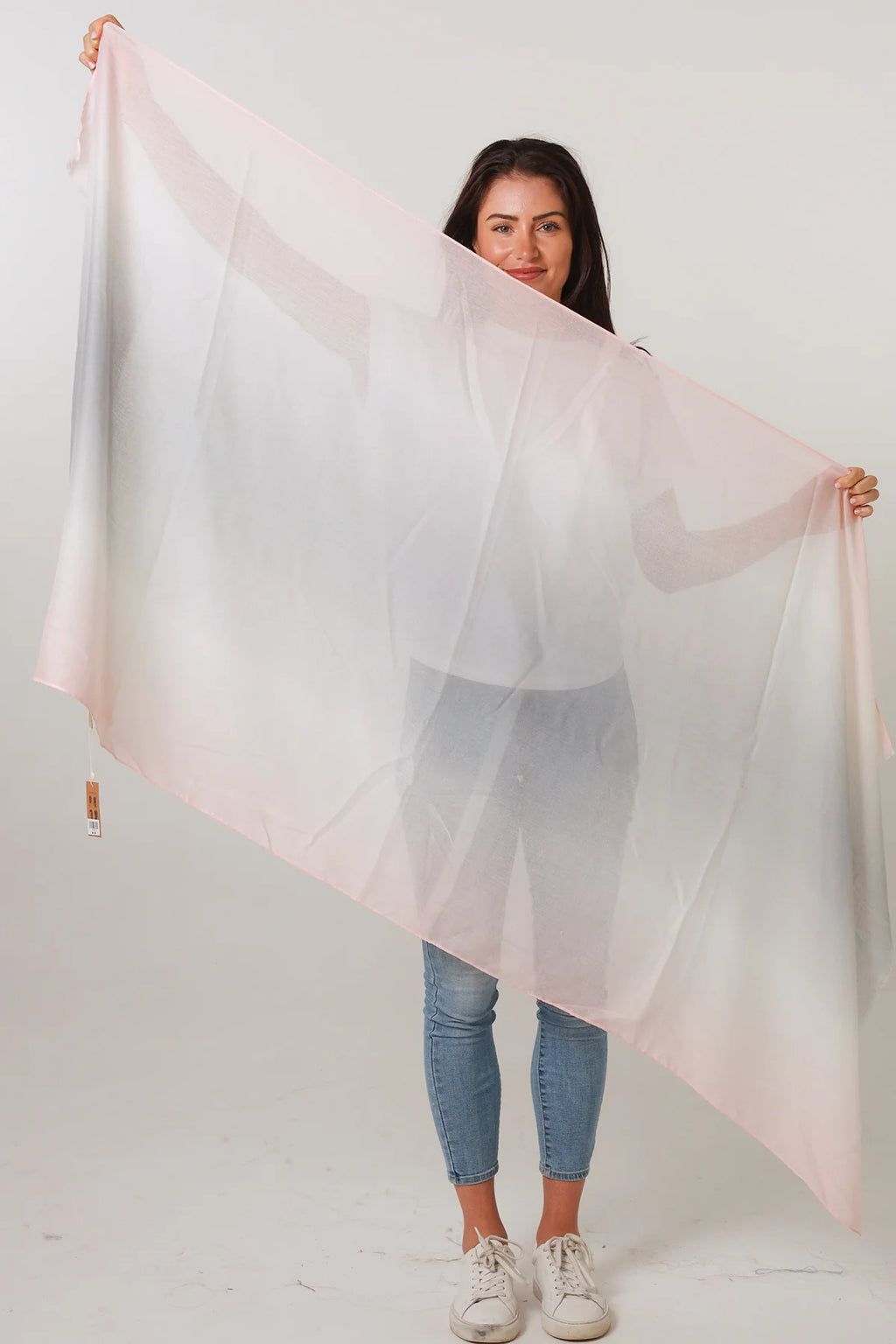 Raffi scarf