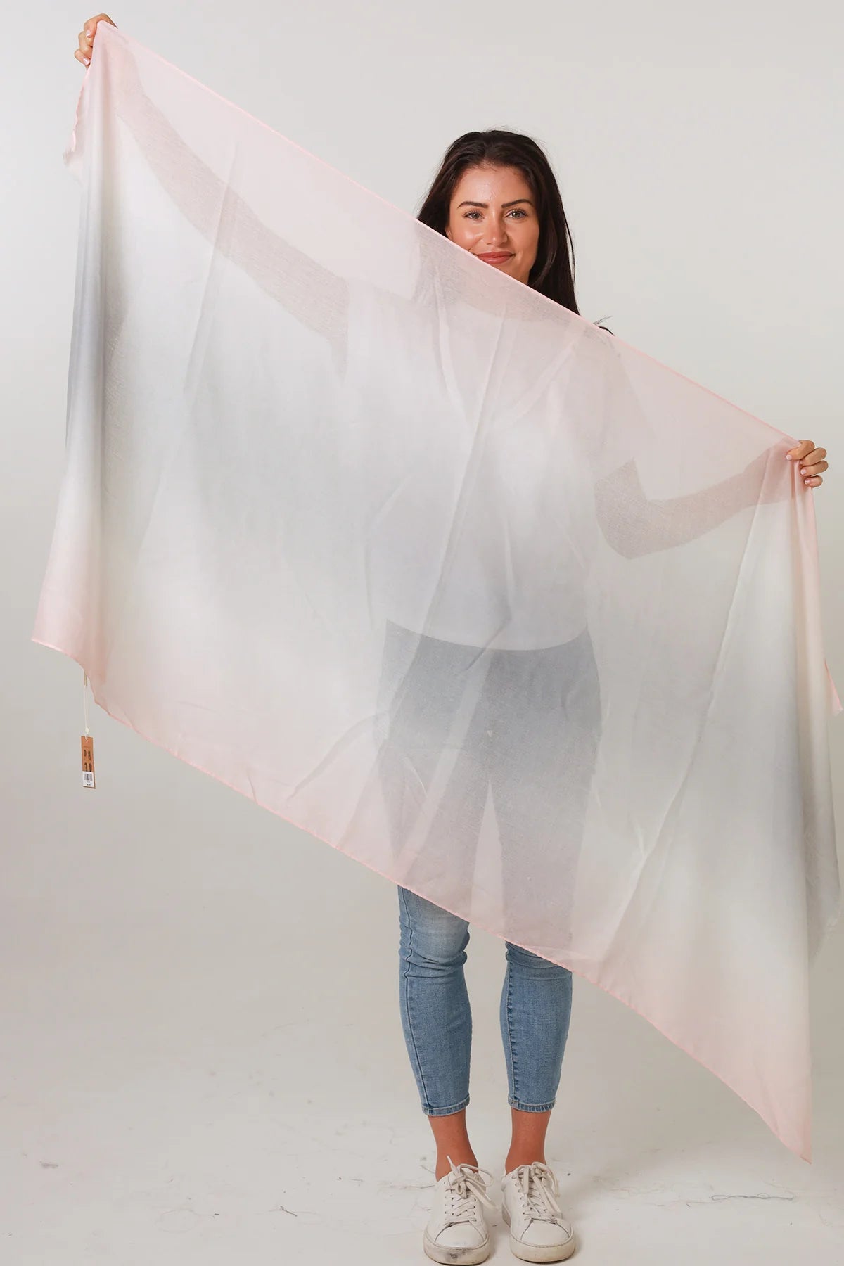 Raffi scarf