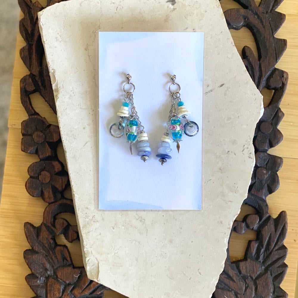 Blue wild flower bouquet earrings