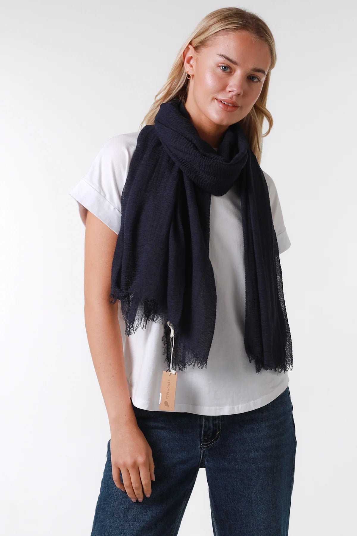 Nari 2 Scarf