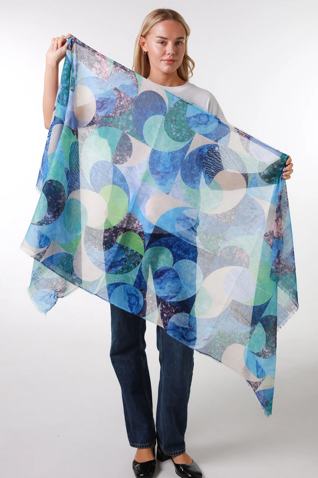 Sandy  Scarf