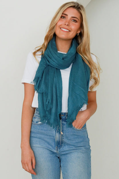 Emerald light scarf