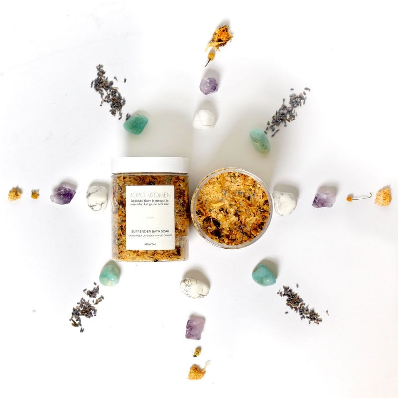 bopo women surrender bath soak chamomile + lavender + sweet orange 420g in a jar