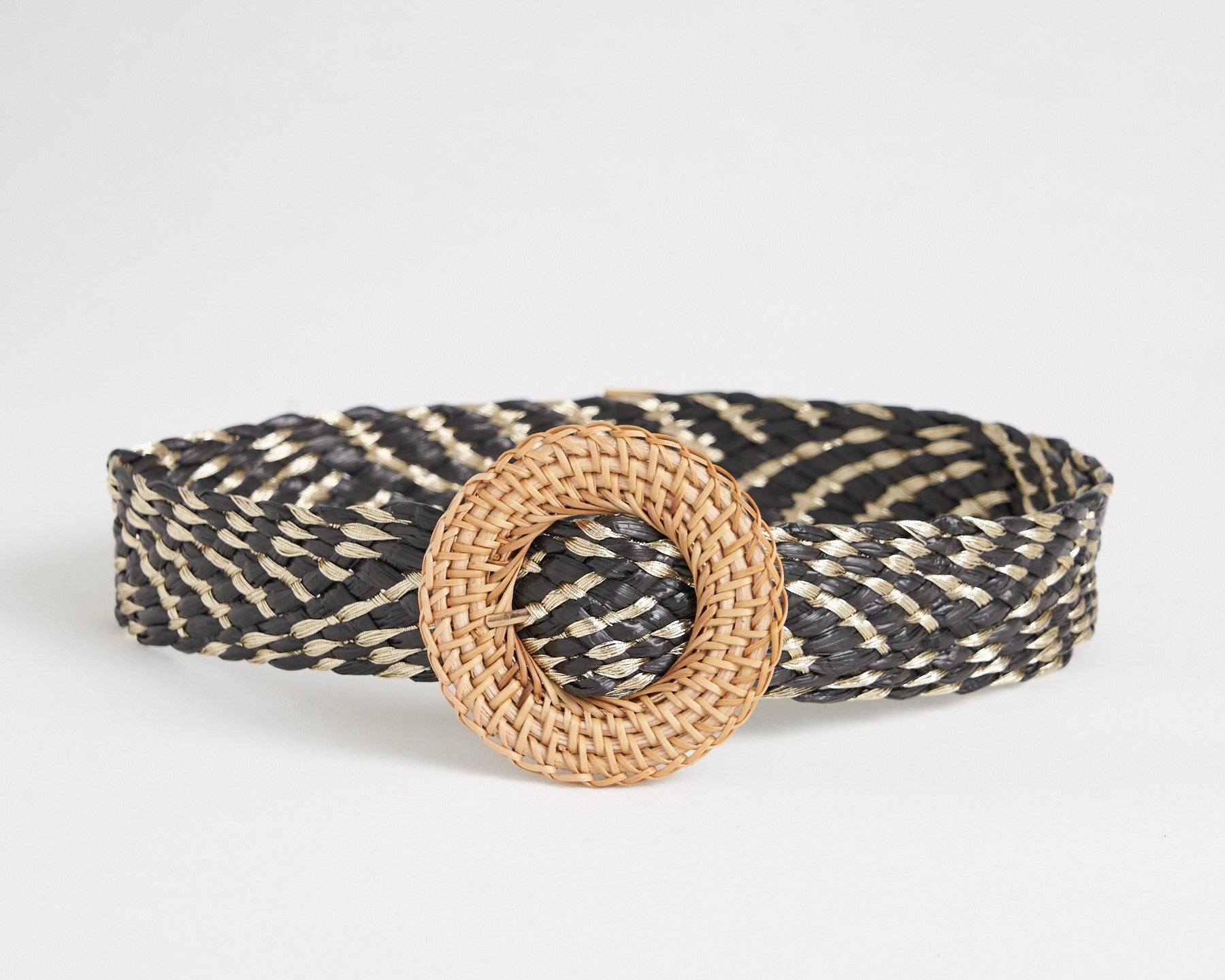 black striped braided woven straw belt with a round buckle