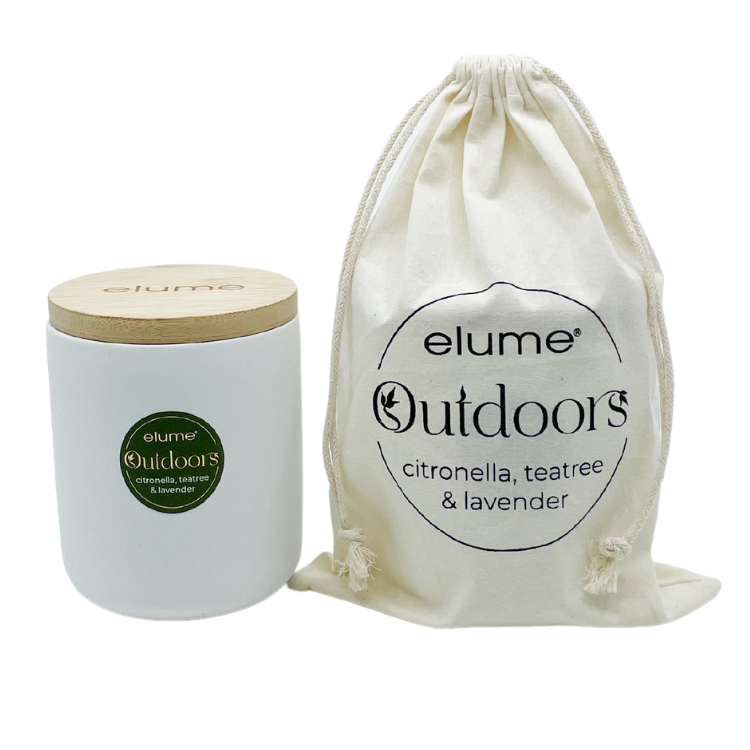 Elume outdoors soy candle 300g citronella, teatree and lavender in a glass with canvas bag 