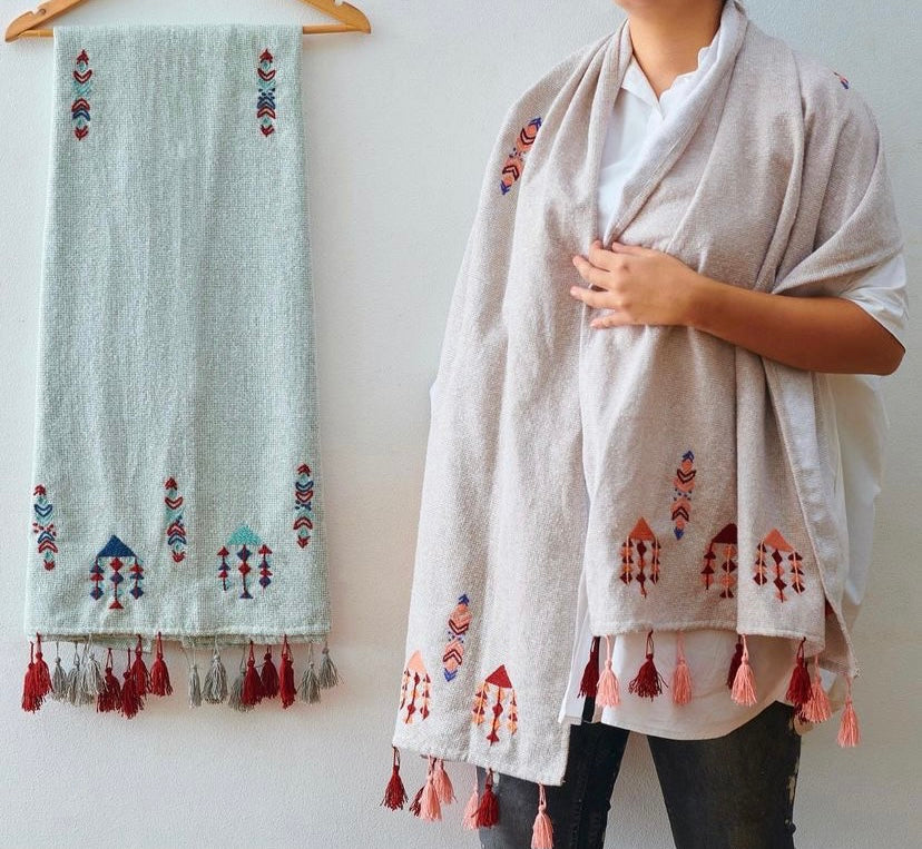 Baddara Handmade & Embroidered Linen Scarf