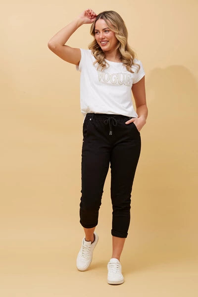 woman wearing white top and Black Drawstring Waistband with Two Side Pockets and Folded Hem Jogger Pants